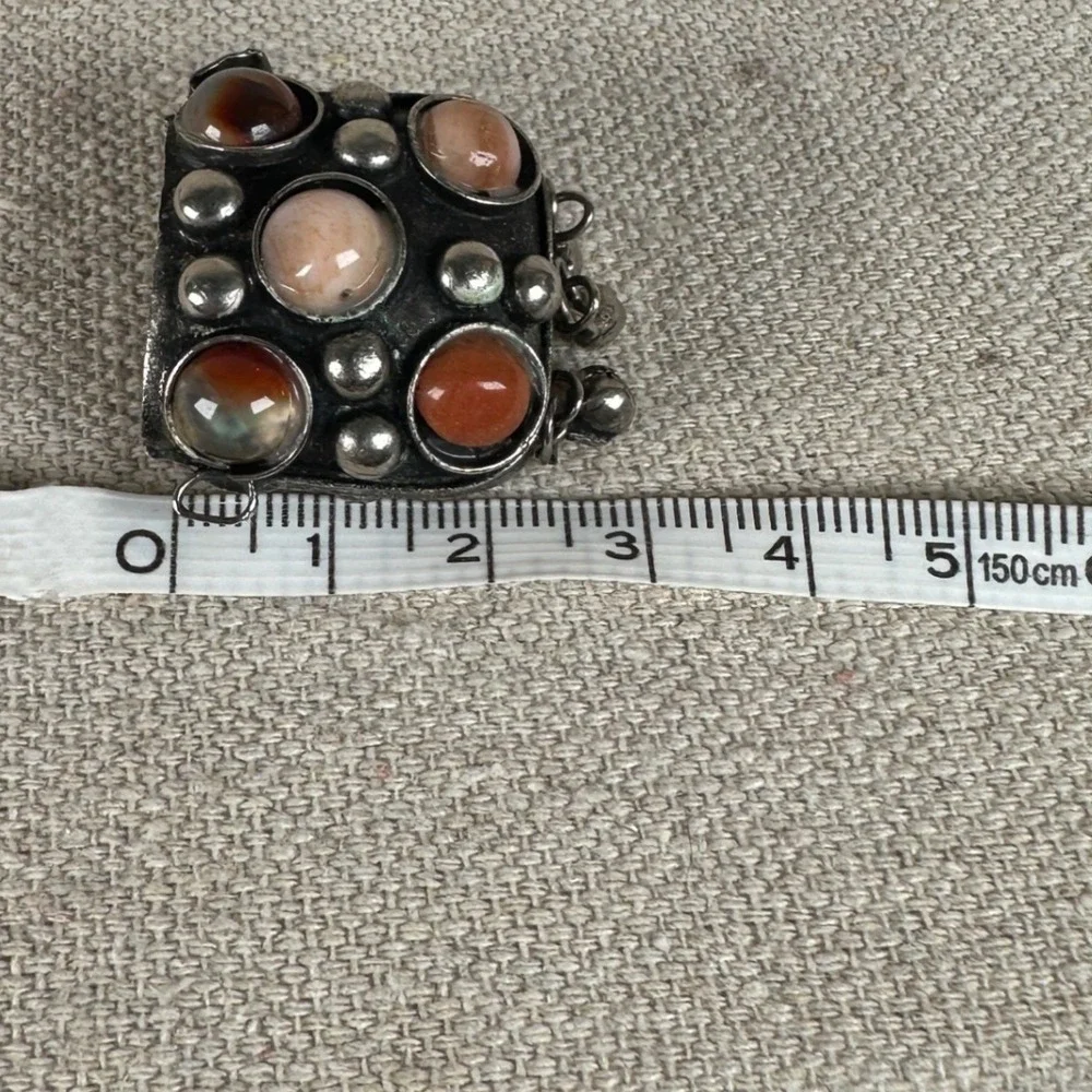 Vintage Silver Tone Agate Stone‎ Poison necklace Amulet Pendant Tibetan Persian